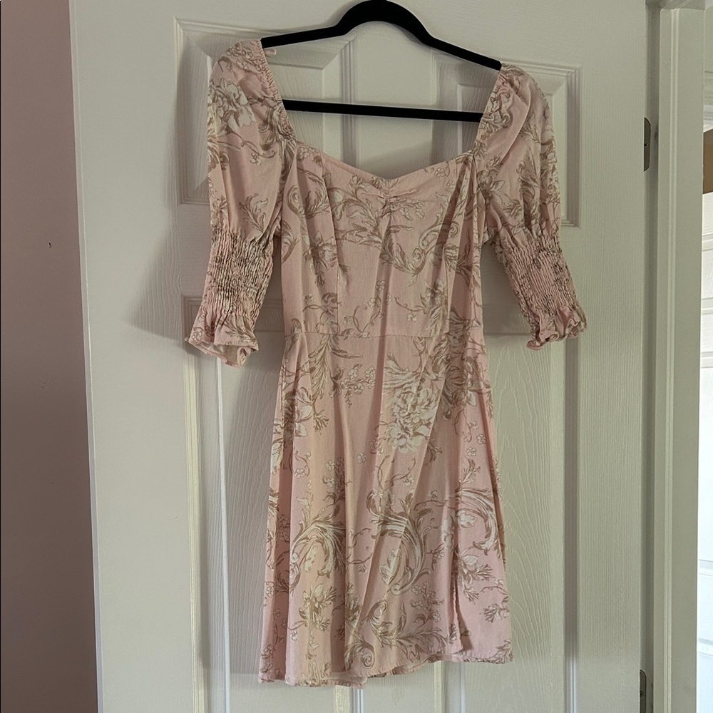 Francesca’s Mi Ami Floral Mini Dress